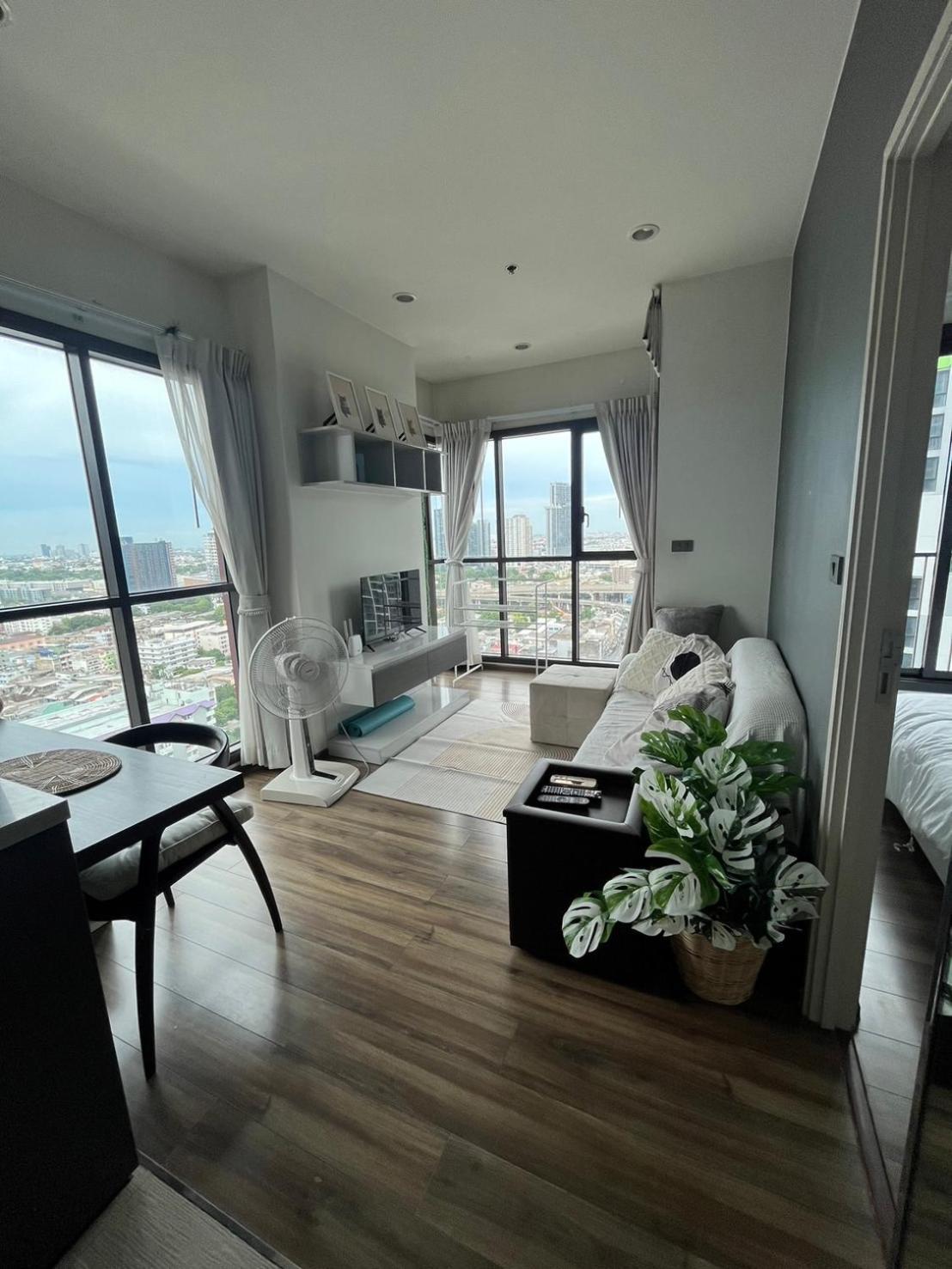 Apartment Next To Phrakanong Bts Wyne Sukhumvit Bangkok Exteriör bild