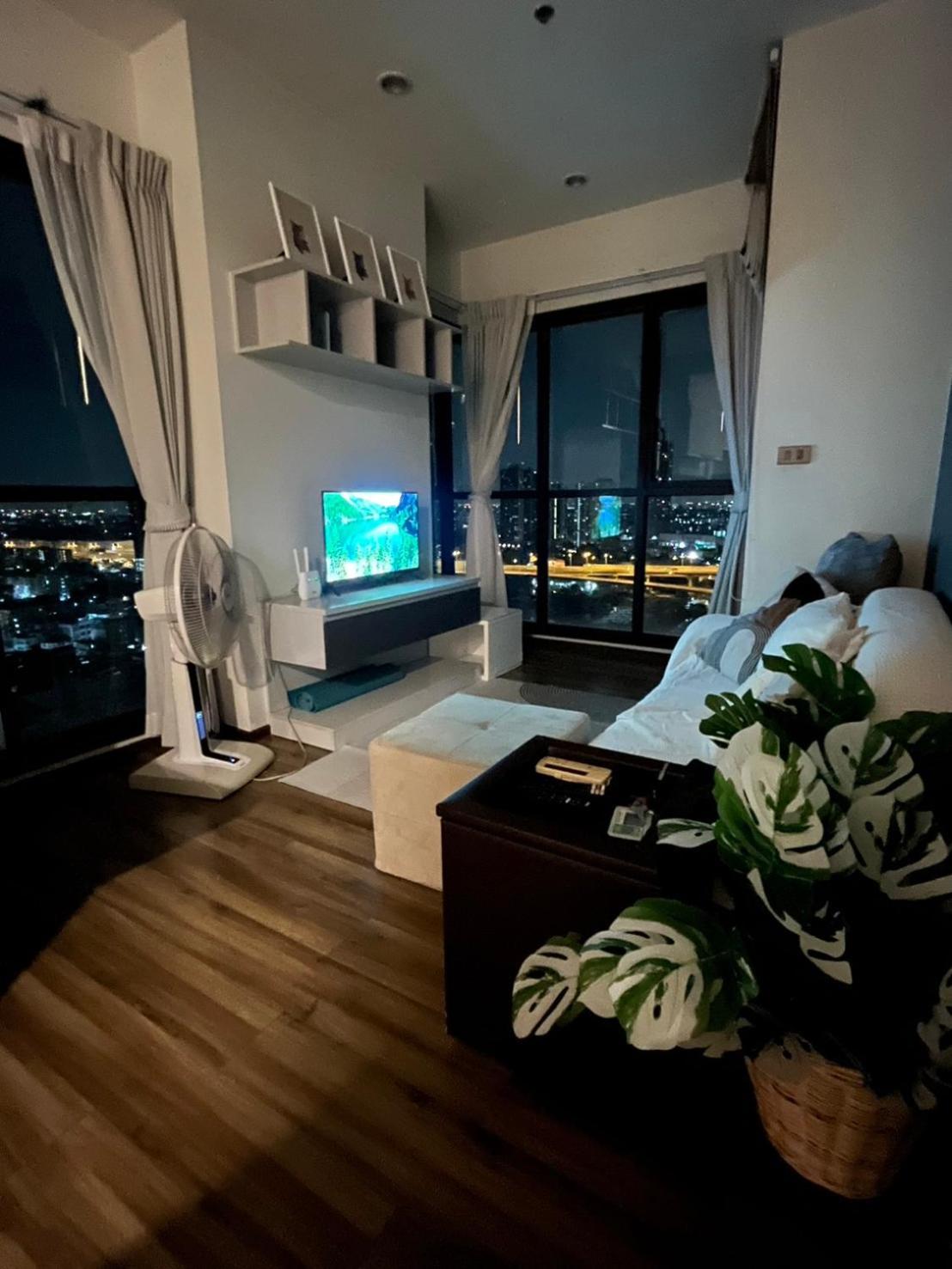 Apartment Next To Phrakanong Bts Wyne Sukhumvit Bangkok Exteriör bild